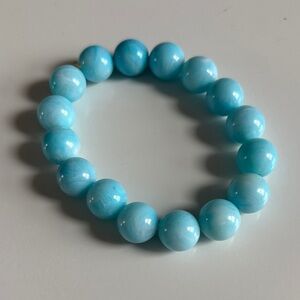 Elegant Blue Beaded Bracelet